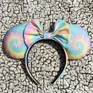 BBBrooke Tie Dye Swirl Canvas Minnie Ears